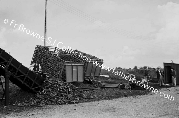 CLONSAST LOADING PEAT INTO LORRY